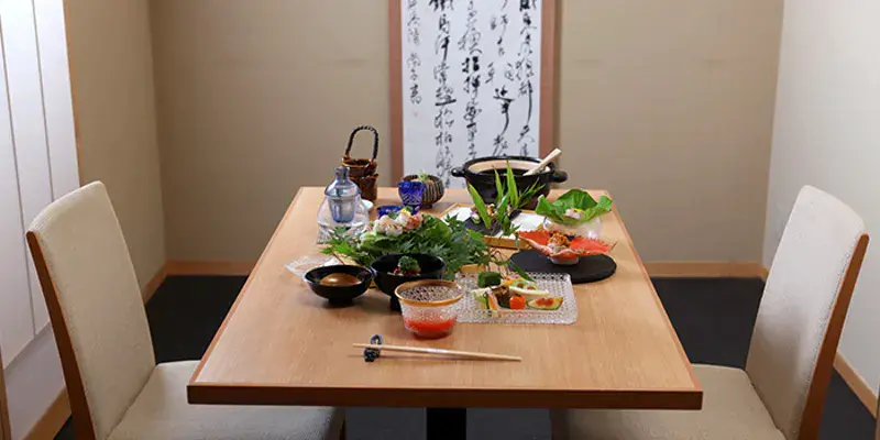 日本料理 十三蔵 個室の一例